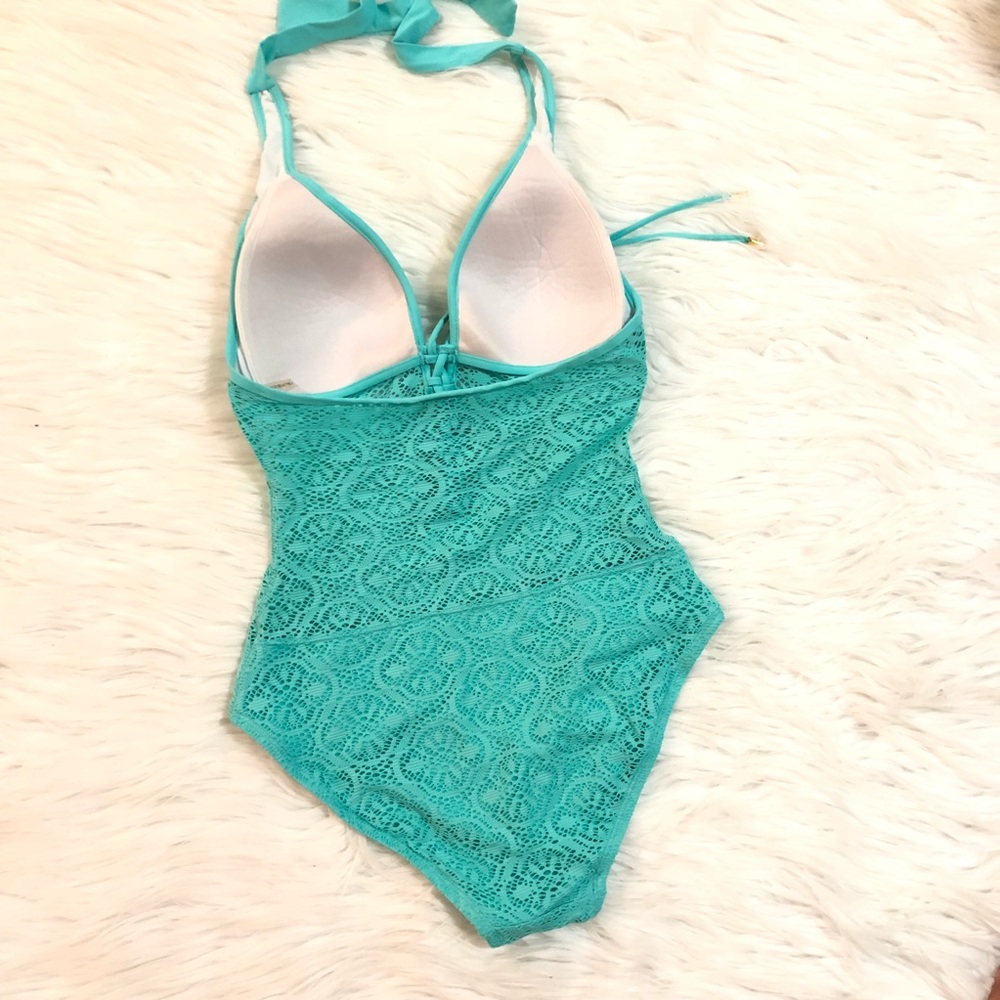Crochet Halter One-Piece Swimsuit - Boho Beachwear - Picture 3 of 6
